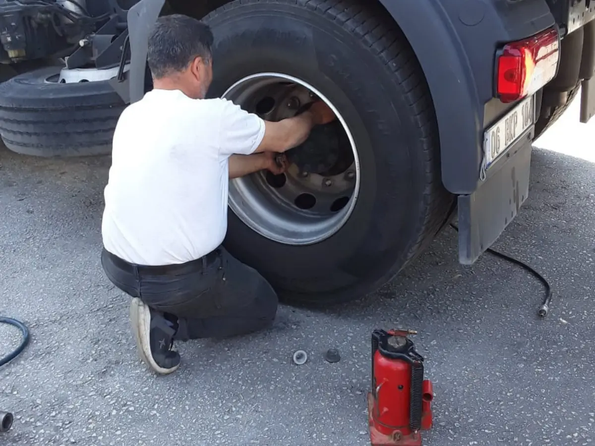 Sumbas Oto Lastikçi